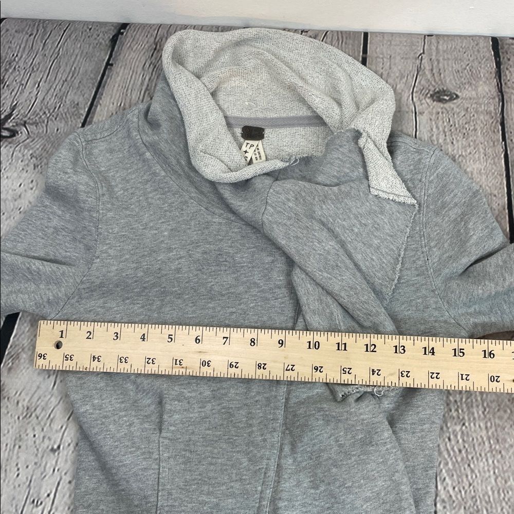 We the Free Free People Ebb and Flow Zip Up Ruffle Sweatshirt size XS Gray - Picture 13 of 14